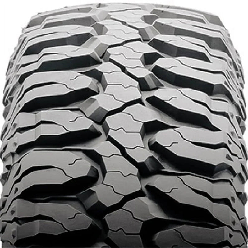 M/T Mud Terrain LT33X12.50R15 108Q C Light Truck Tire